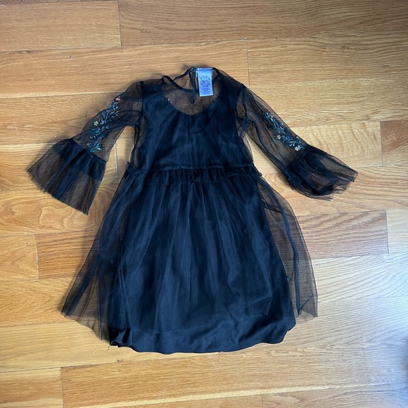 GORGEOUS NEW net embroidered dress - Picture 2 of 5